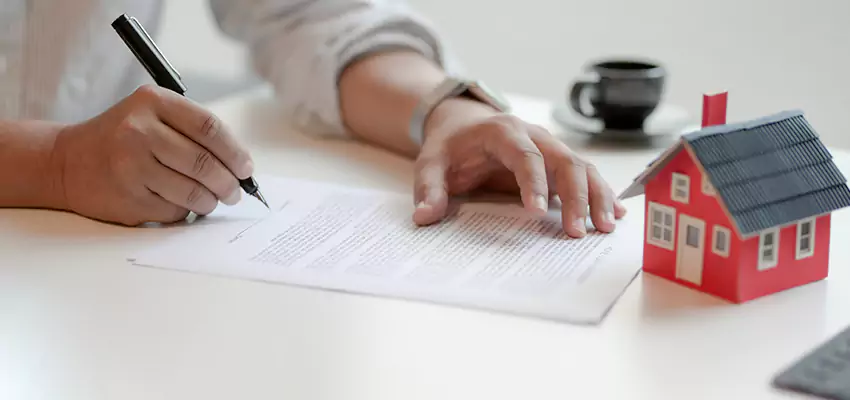 How We Calculate Your Sell House in Foreclosure Offer in Valley Stream, New York?